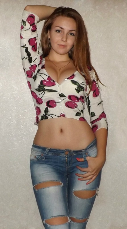 Соблазнительная барышня с шаловливыми глазами и игривым характером приглашает в гости и обещает незабываемый вечер вдвоем. Звони, не стесняйся! 17708, 28 лет